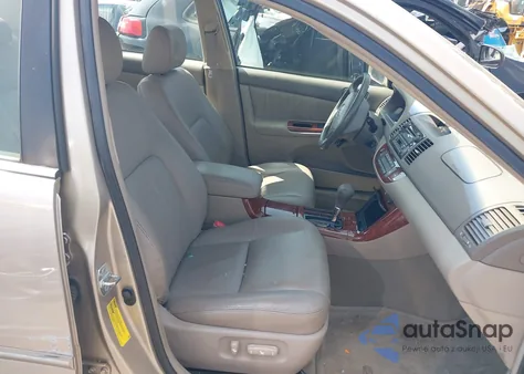 2005 Toyota Camry Xle V6 from USA, damaged, VIN 4T1BF30KX5U595591